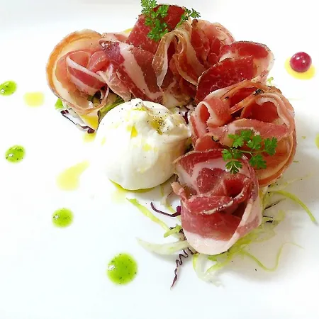Relais San Martino فندق مارتينا فرانكا