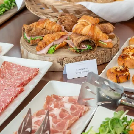 Relais San Martino 5* مارتينا فرانكا