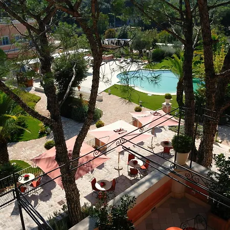 Relais San Martino 5* مارتينا فرانكا